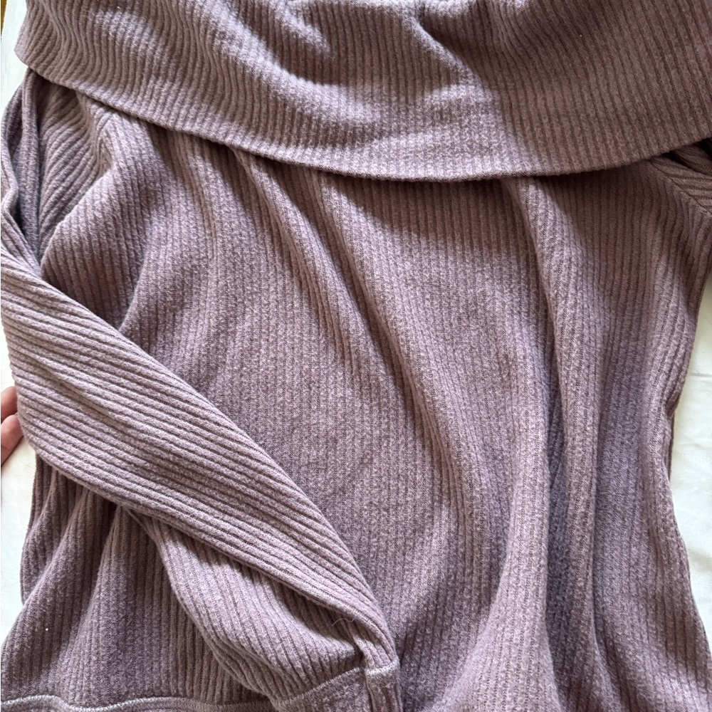 Women's Ribbed Sweater - Purple